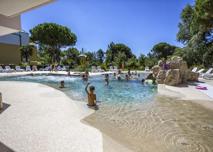 Bosco Canoro Aparthotel 4*