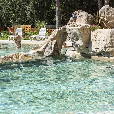 Bosco Canoro Aparthotel