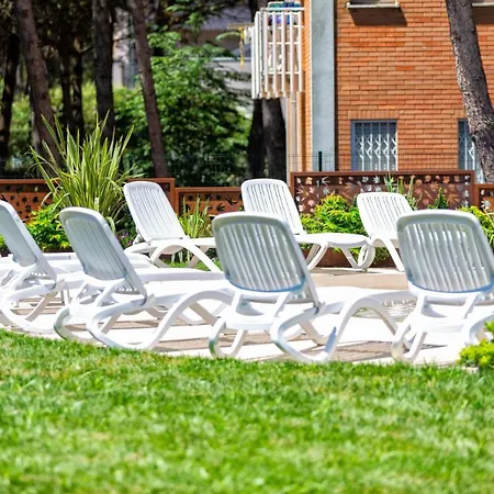 Bosco Canoro Aparthotel 4*